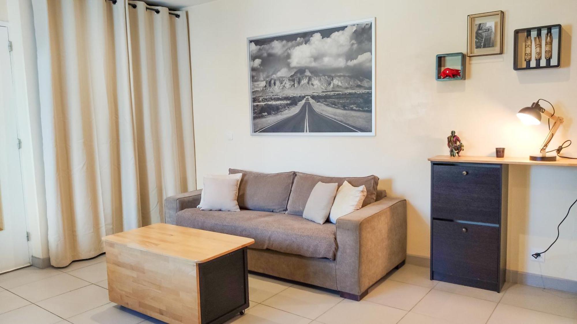 Reiala Plan-de-cuques Appartement *
